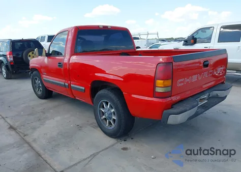 2000 Chevrolet Silverado 1500 from USA, damaged, VIN 1GCEC14W9YZ344984